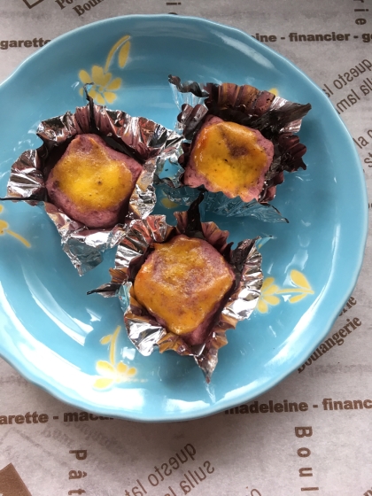 紫芋で作りました(^ ^)
一口サイズで食べやすく、2歳の子供もパクパク食べてくれましたよ