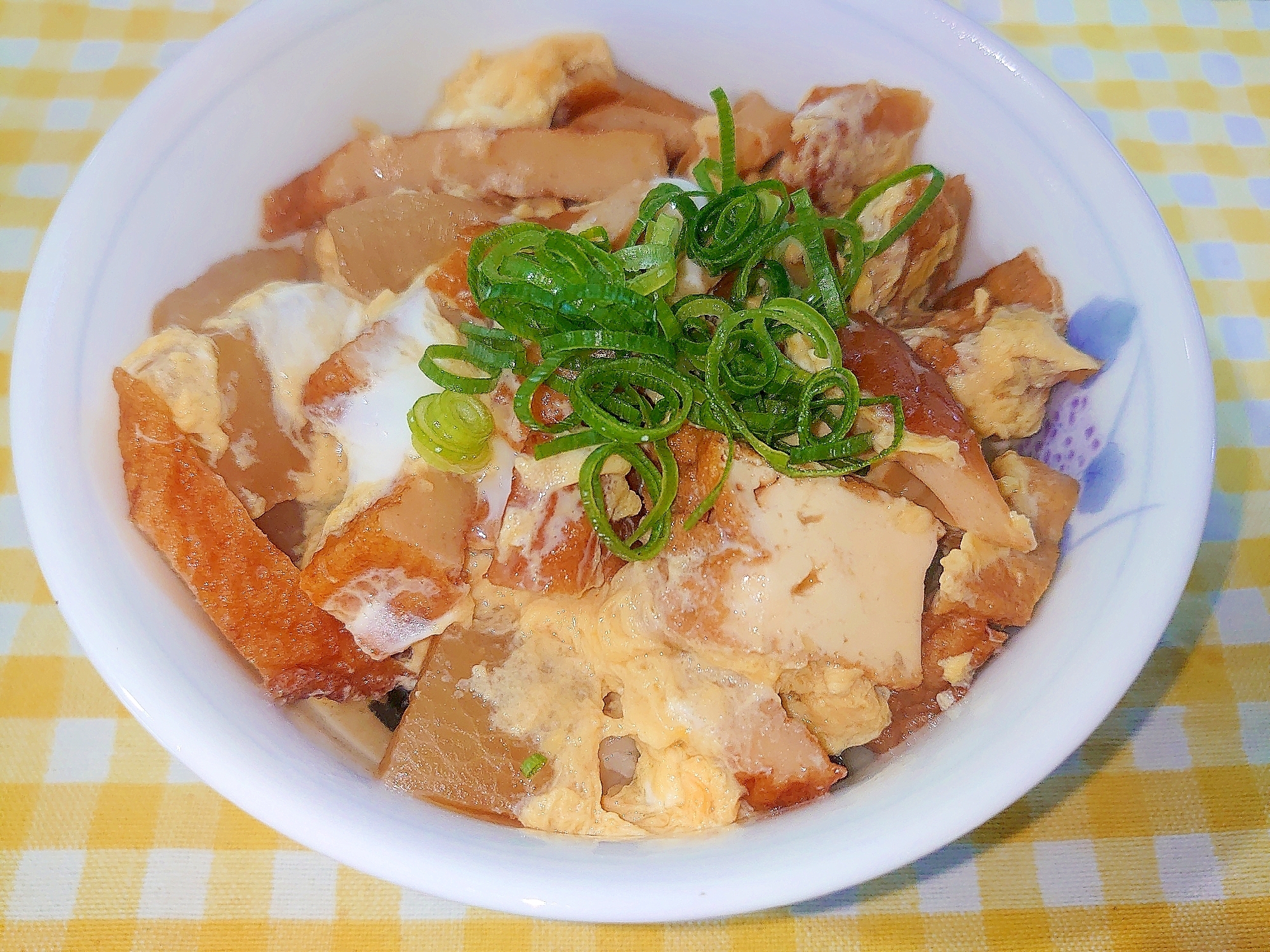 【リメイク】おでんの残りでふわふわつゆだく卵とじ丼