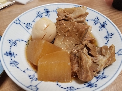 2回の圧力鍋で、ホントにトロトロで美味しかったです。安い豚肉でしたが満足の味です。