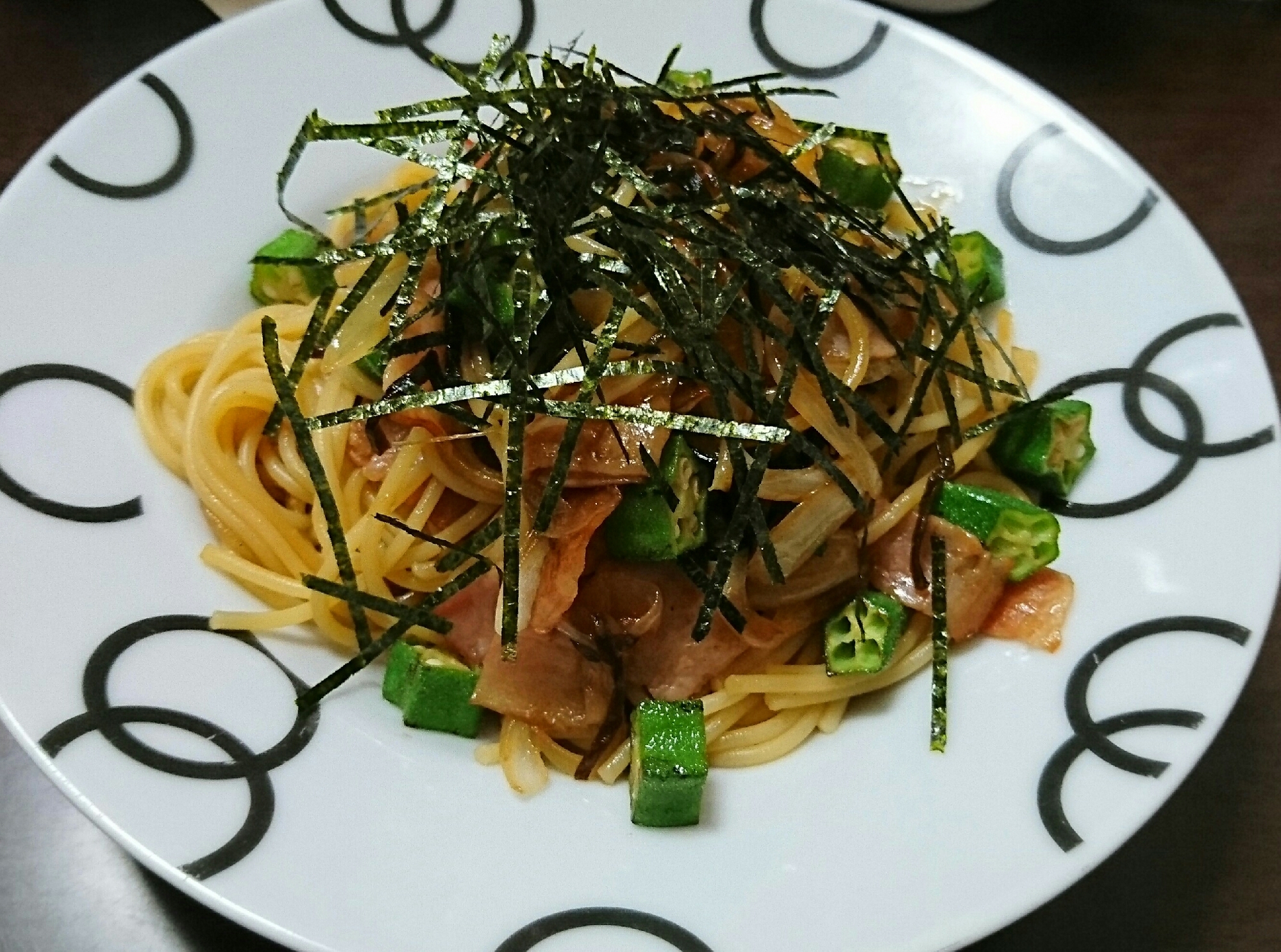 玉ねぎベーコンおくらの和風パスタ