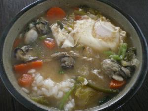 牡蠣と卵の味噌雑炊