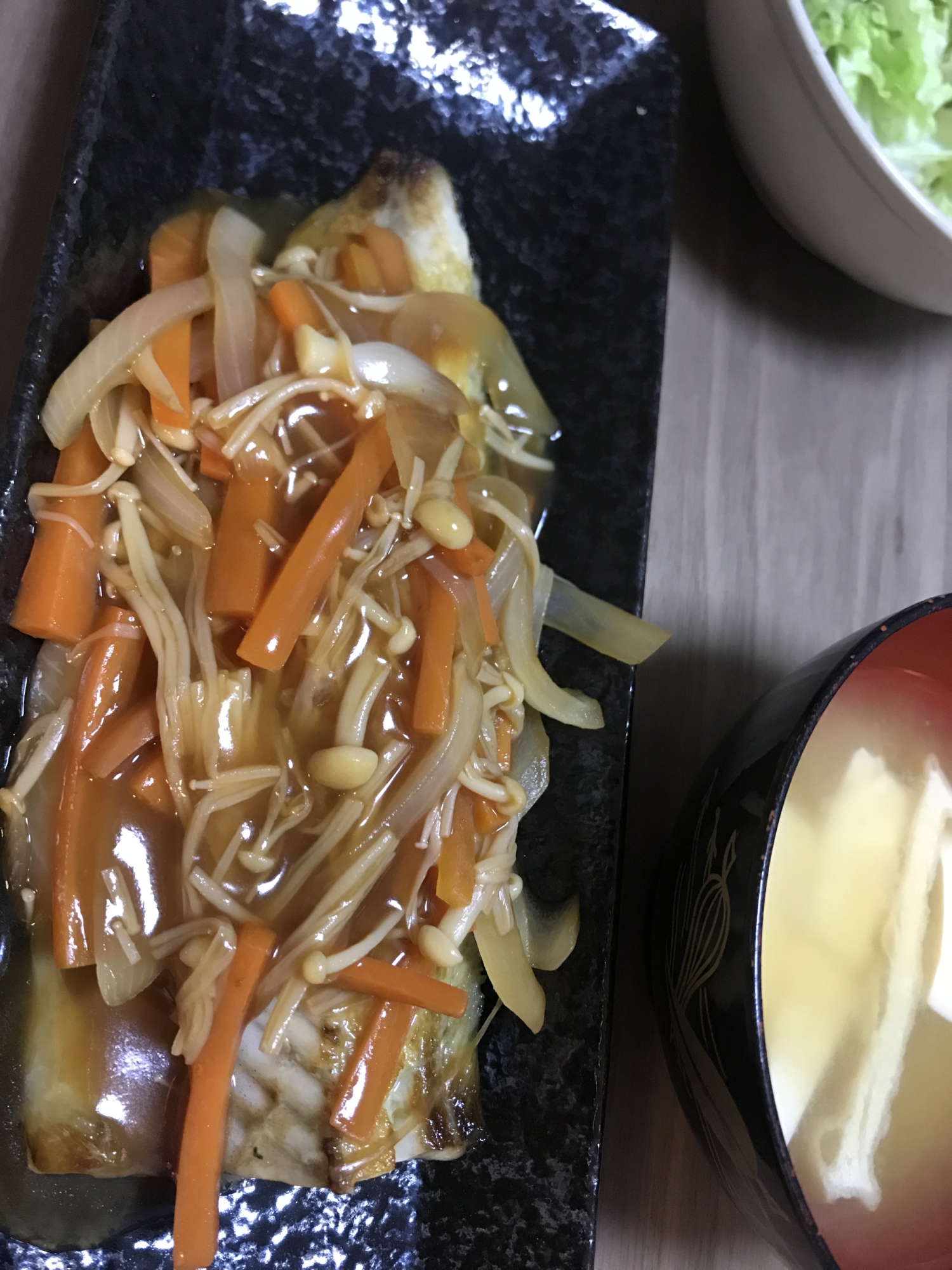 米粉のとろみで作る！野菜たっぷり鯖の甘酢あんかけ♡