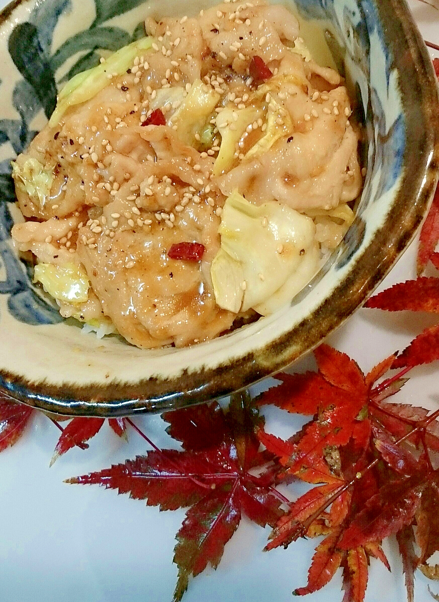 豚とキャベツの味噌丼