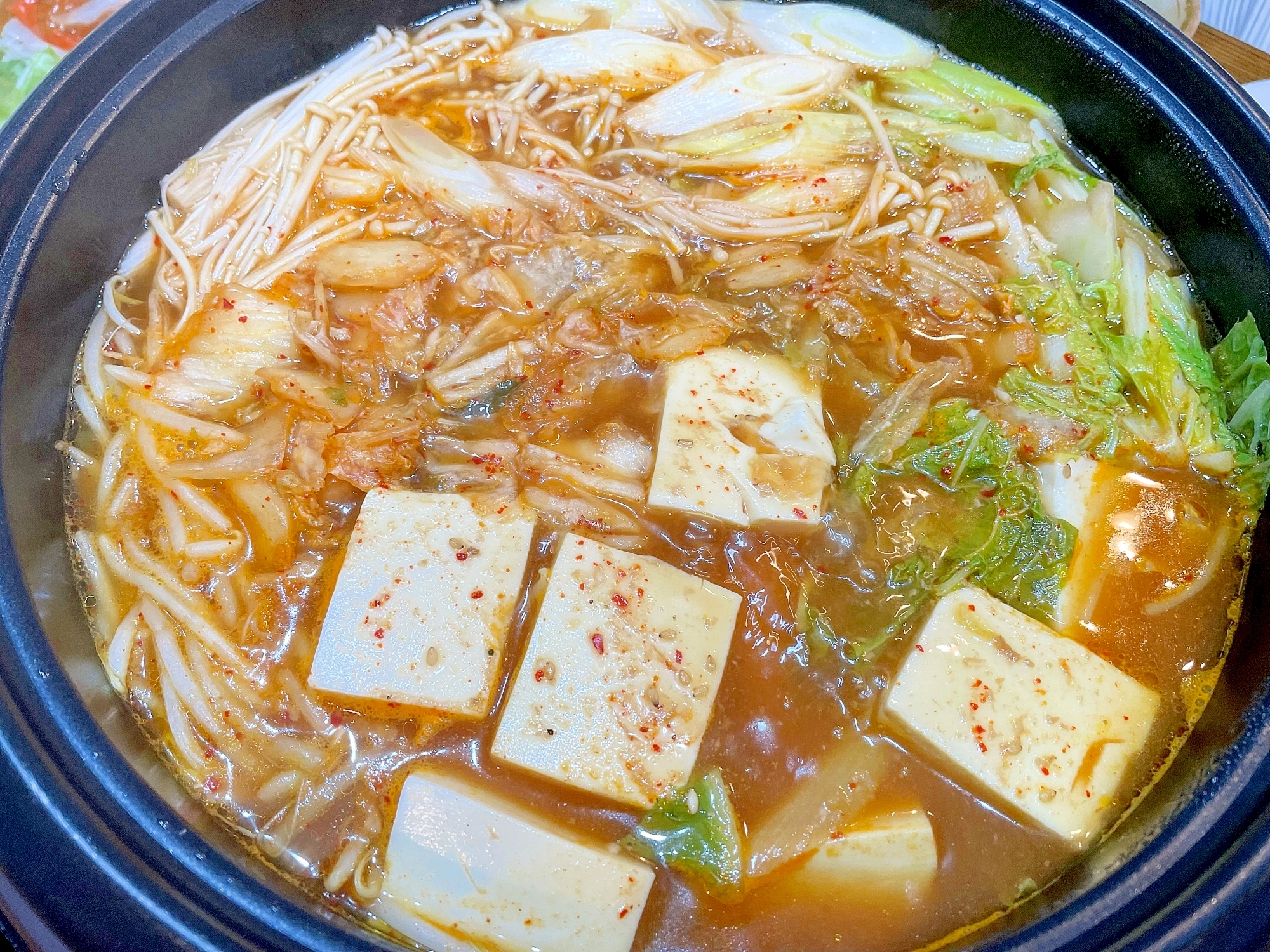 クリスマスに胡麻キムチ鍋 レシピ 作り方 By まゆぱとら 楽天レシピ