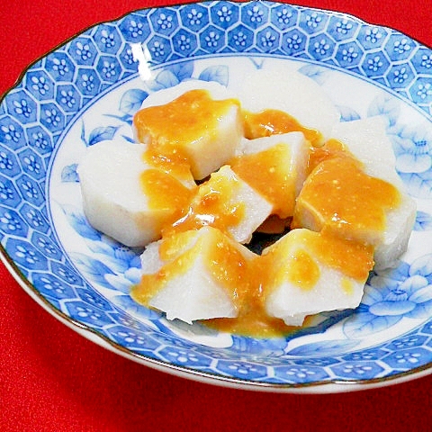 蒸し里芋の辛子酢味噌
