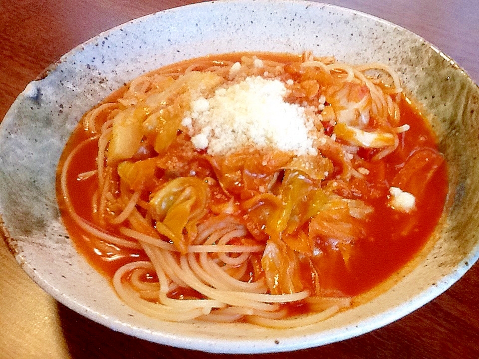 野菜ジュースでささっと、アンチョビとキャベツのスパ