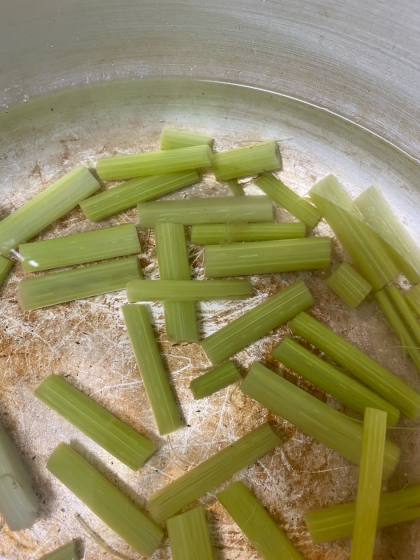 ふきの水煮 下処理 下ごしらえ 保存 レシピ 作り方 By こぶた 楽天レシピ ふきの水煮 下処理 下ごしらえ 保存 レシピ 作り方 By こぶた 楽天レシピ