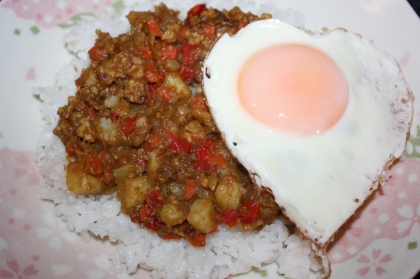 野菜たっぷり簡単市販カレールーで　ドライカレー