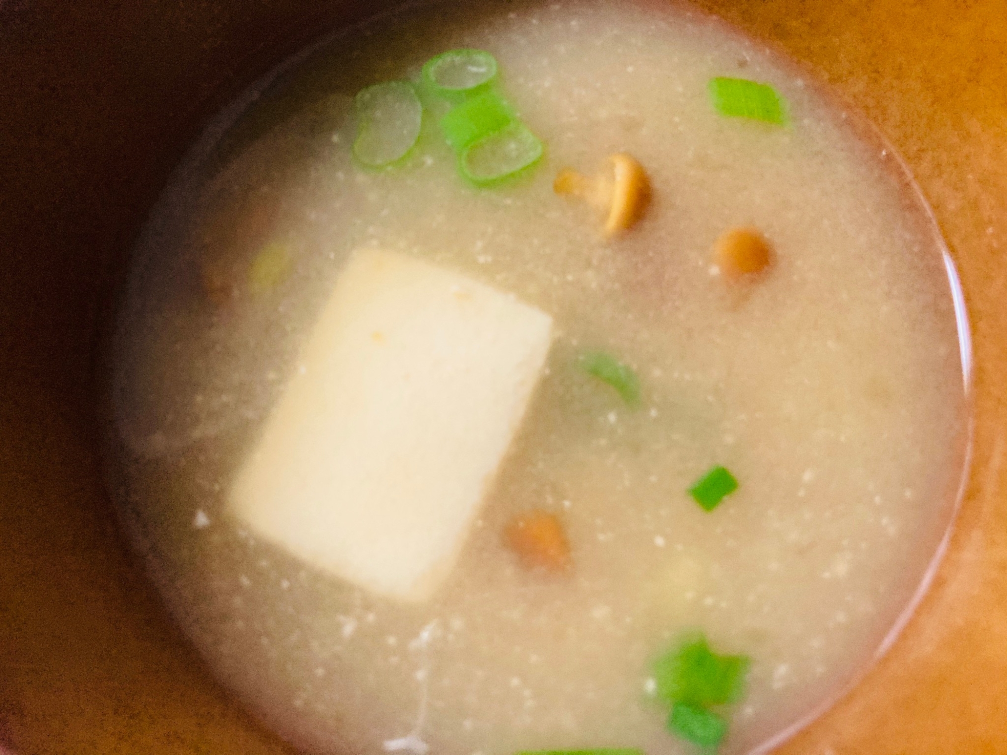 トロミが美味しい♪なめこの味噌汁