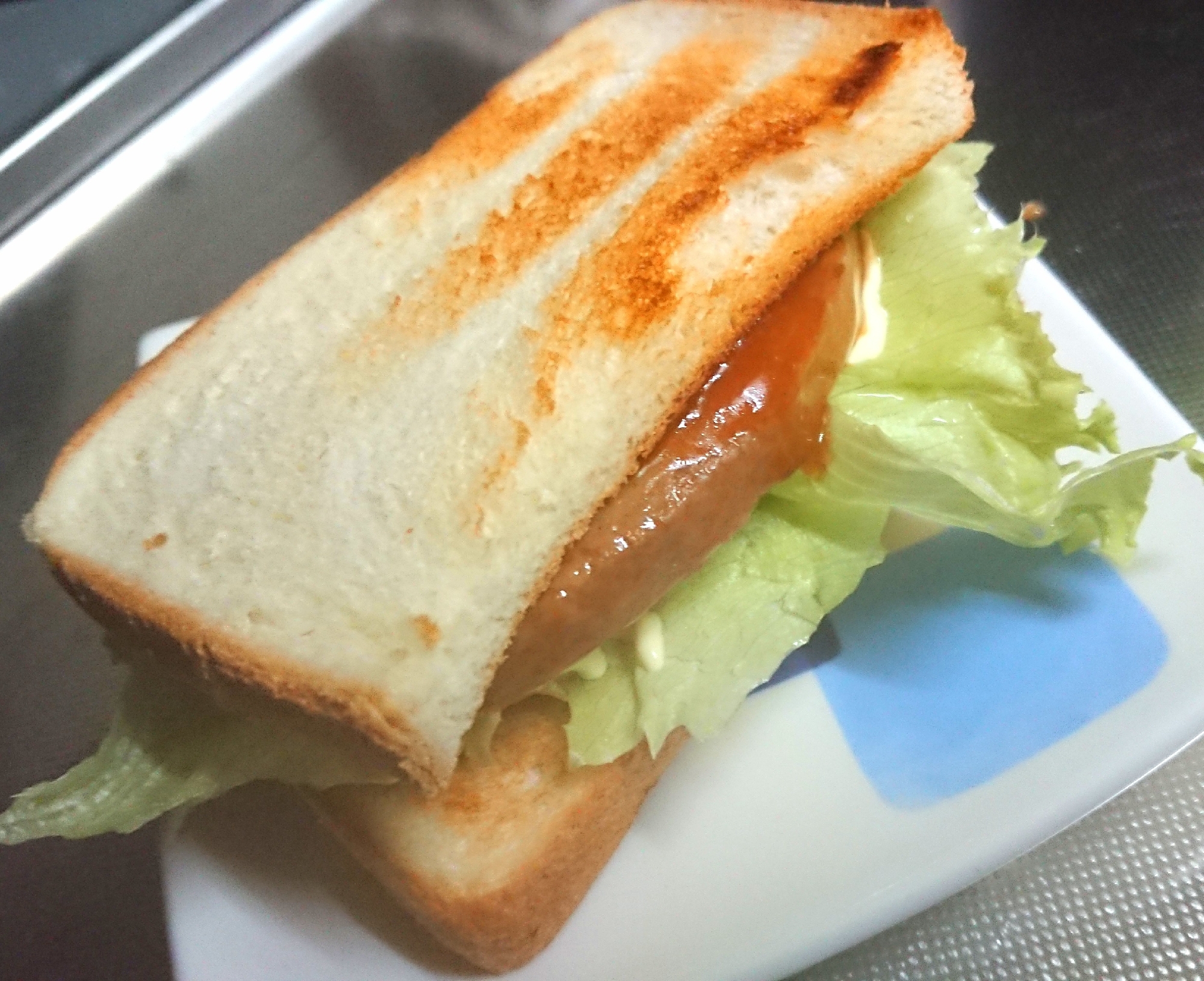 市販チキンバーグで簡単サンドイッチ★忙しい朝に！