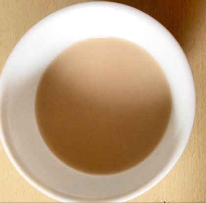 お鍋で作る美味しいはちみつミルクティー