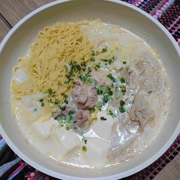 とんこつ豆乳ラーメン鍋 レシピ 作り方 By はるんありん 楽天レシピ とんこつ豆乳ラーメン鍋 レシピ 作り方 By はるんありん 楽天レシピ