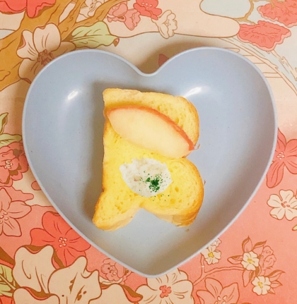 おやつにぴったりとっても美味しいですね♪(๑^᎑^๑)♡レシピを教えて下さりいつもありがとうございます。