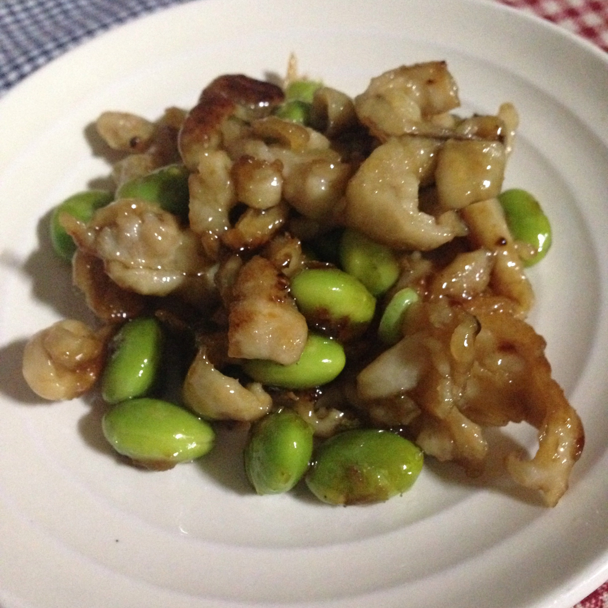 鶏皮と枝豆の甘辛炒め♪