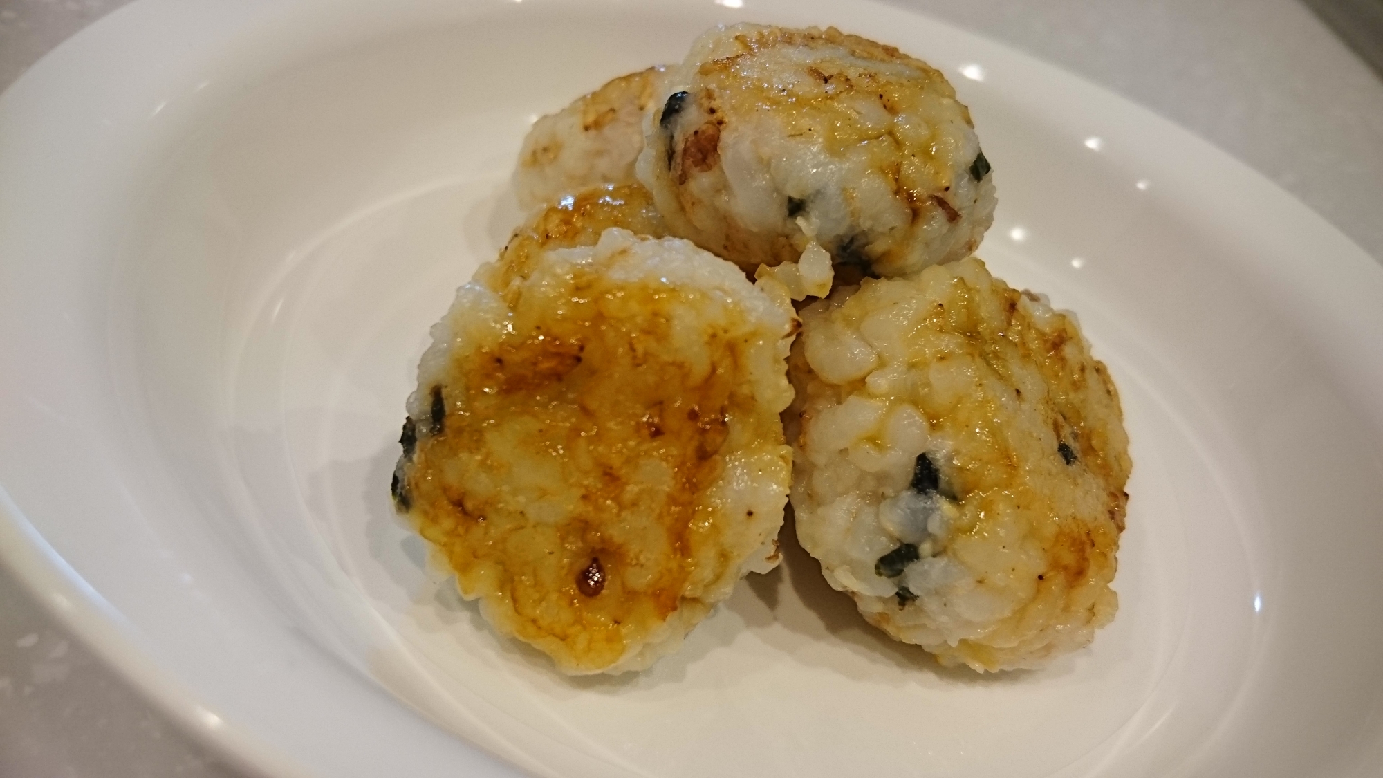 ごま香る簡単焼おにぎり!離乳食後期~