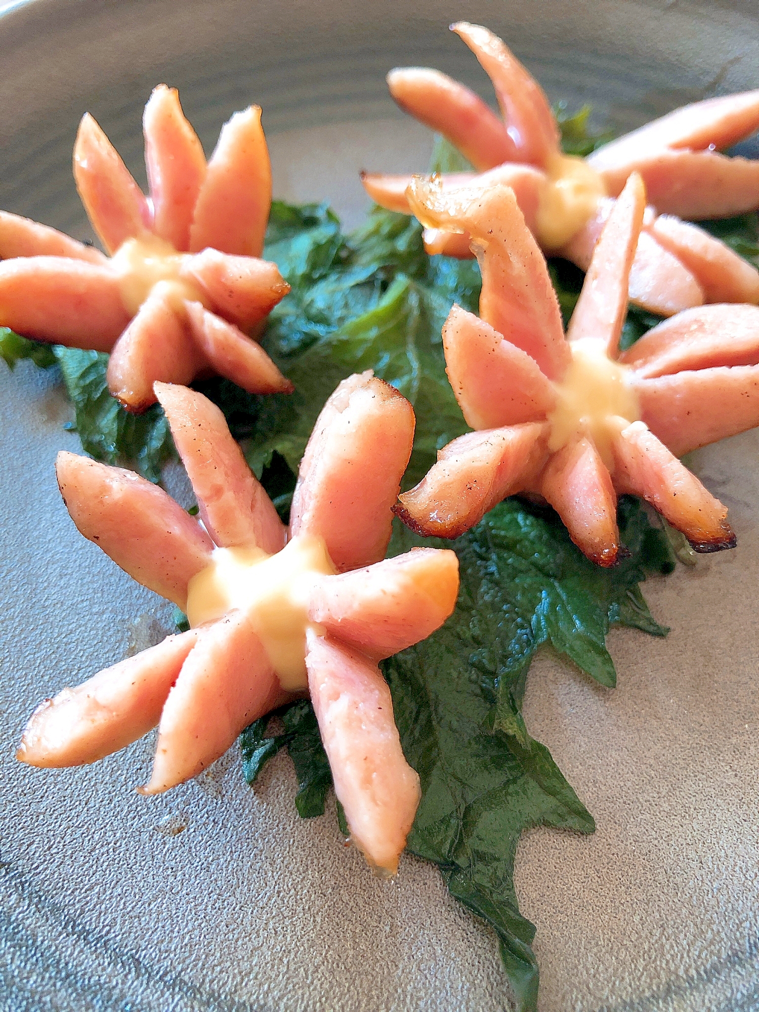 お待たせ ハート青しそに花咲くマヨウインナー レシピ 作り方 By ミートソース 楽天レシピ