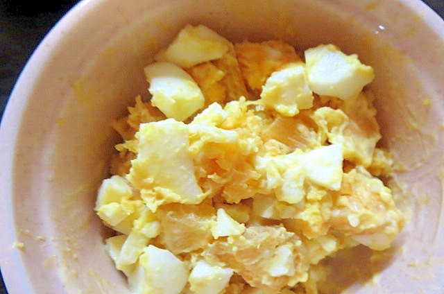 レモン風味のさつま芋の卵サラダ