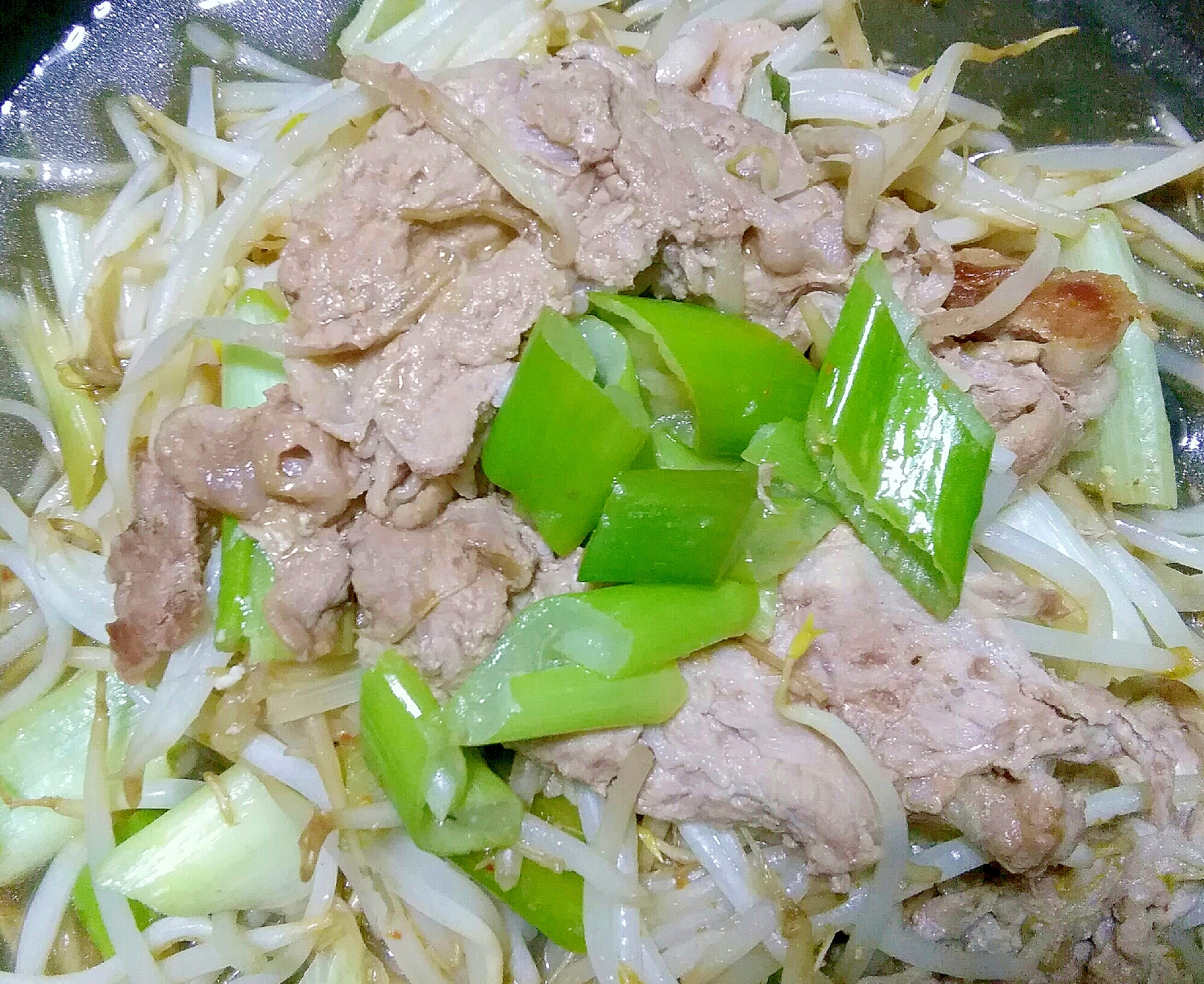 豚肉ともやしと長葱のポン酢炒め