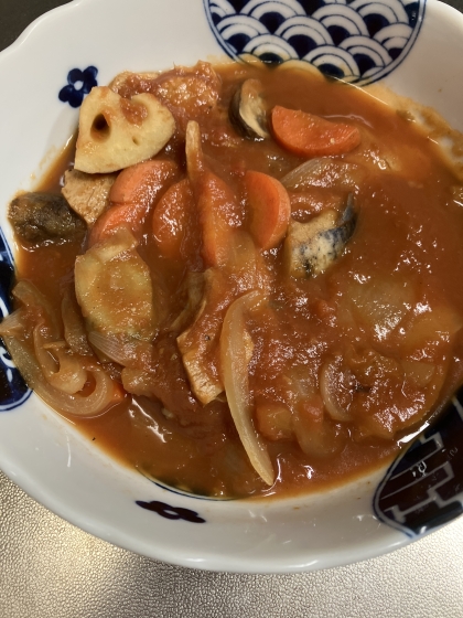 国産チーズとごぼうのハヤシライス