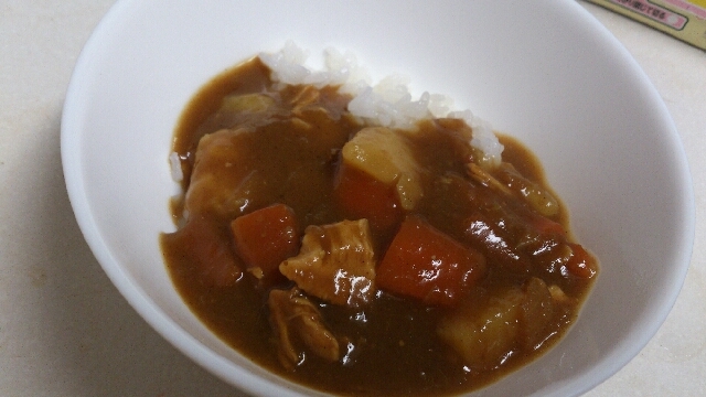 鳥むね肉もやわらか！圧力鍋でチキンカレー