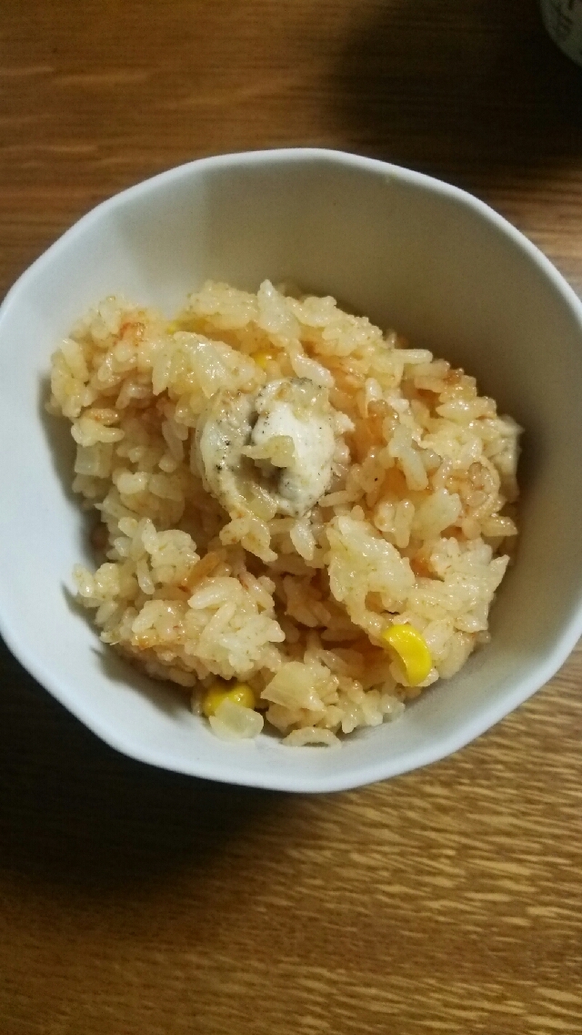 炊飯器で鶏胸肉のケチャップライス（玉ねぎ、コーン）