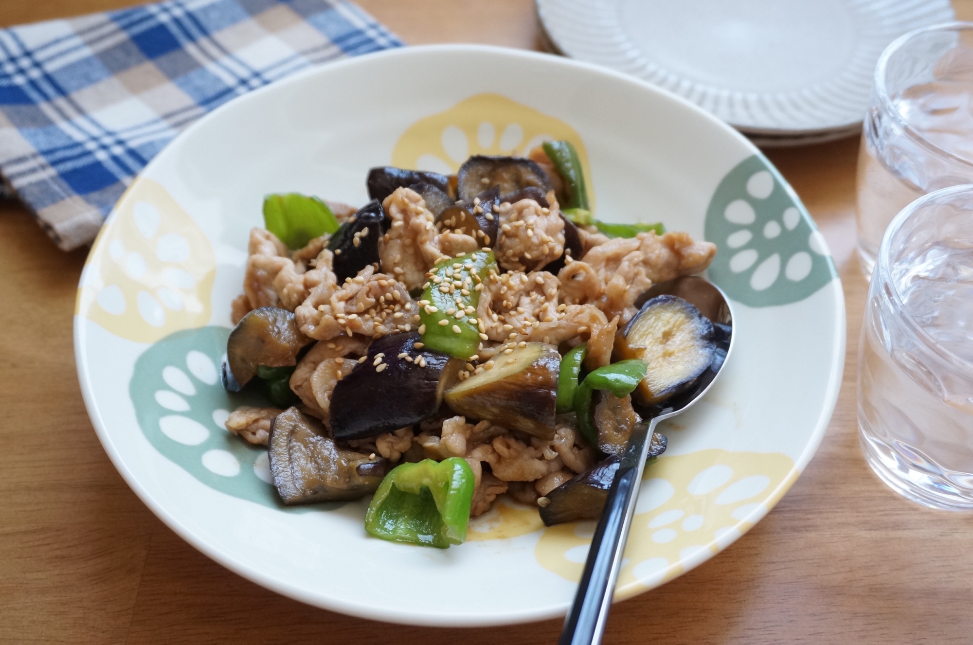 なすとピーマンのさっぱり豚肉炒め