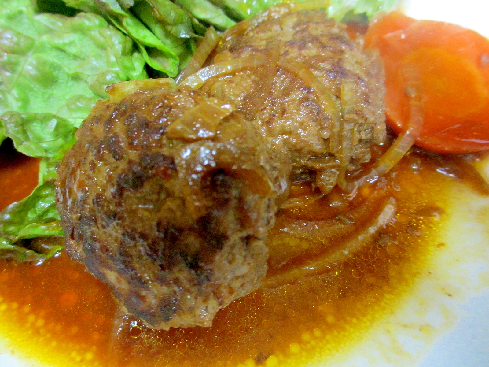 ソース煮込みハンバーグ レシピ 作り方 By Mococo05 楽天レシピ