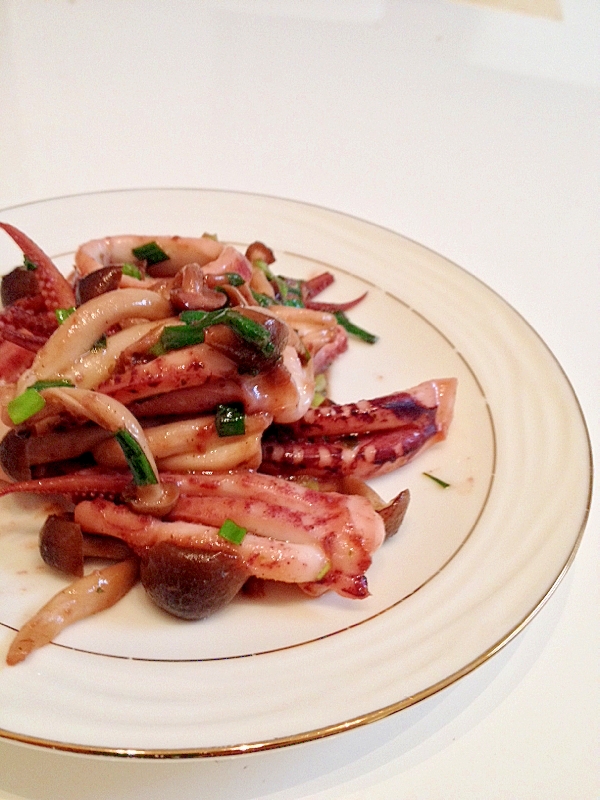 ねぎたっぷりイカのマヨネーズ醤油ソテー レシピ 作り方 By とっこ 楽天レシピ ねぎたっぷりイカのマヨネーズ醤油ソテー レシピ 作り方 By とっこ 楽天レシピ