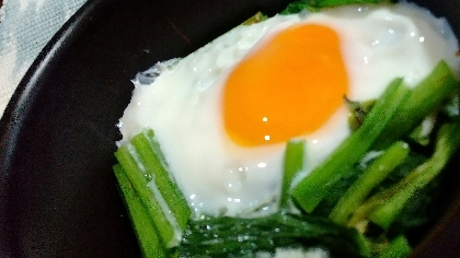 小松菜と卵の煮物
