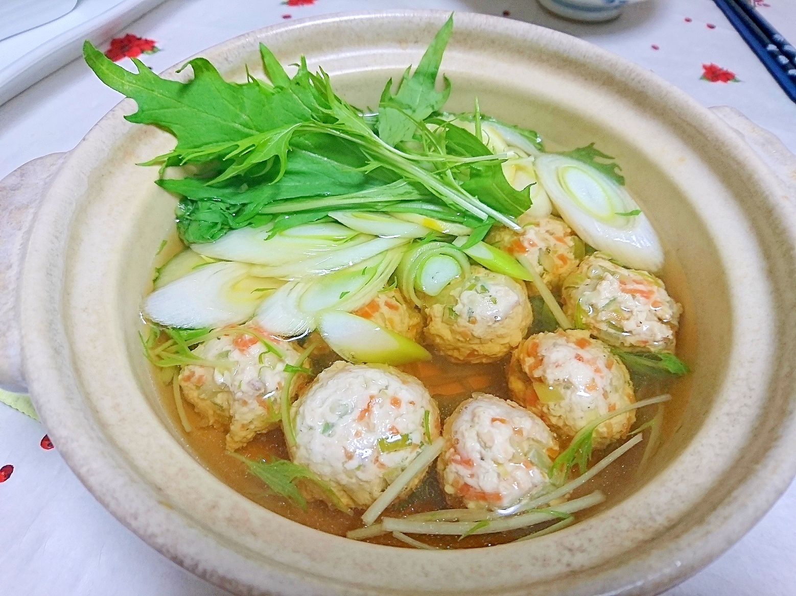 鶏団子と水菜の寄せ鍋