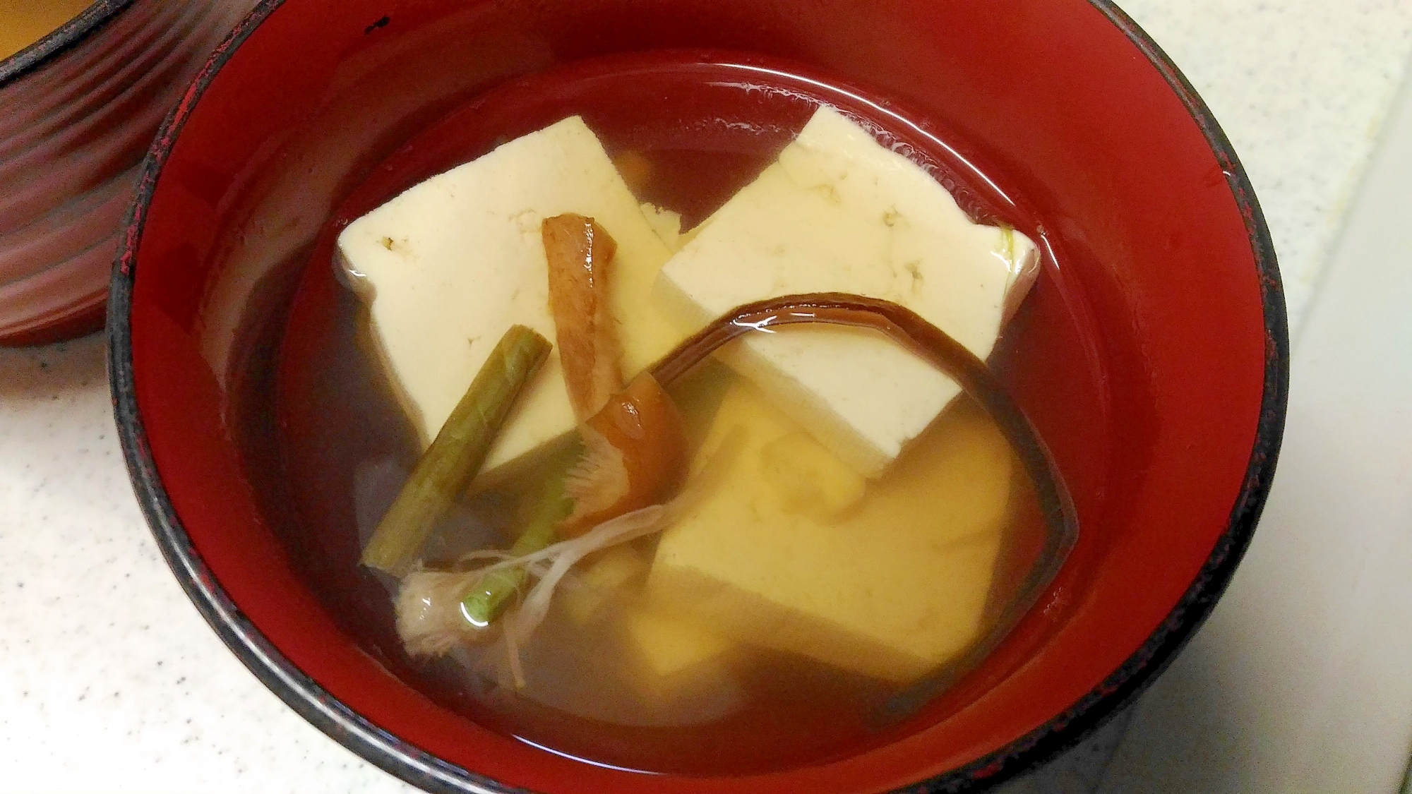 山菜と豆腐の澄まし汁