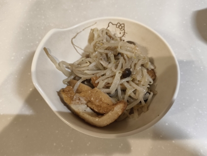 麹生活しましょ☘️さつま揚げともやしの炒め物ꕤ୭*