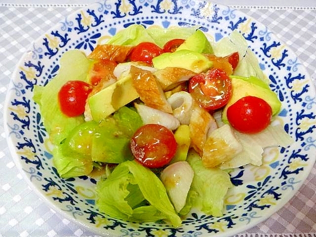 アボカドと竹輪プチトマトのサラダ