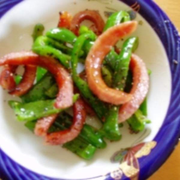 お弁当おかず ウインナーとピーマンのこしょう炒め レシピ 作り方 By かばぽん 楽天レシピ お弁当おかず ウインナーとピーマンのこしょう炒め レシピ 作り方 By かばぽん 楽天レシピ