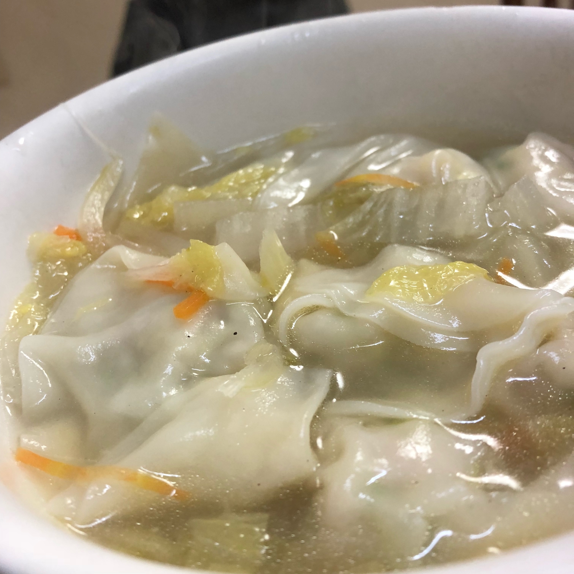 白菜水餃子スープ