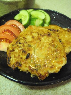 しっかり味の鳥ミンチバーグ