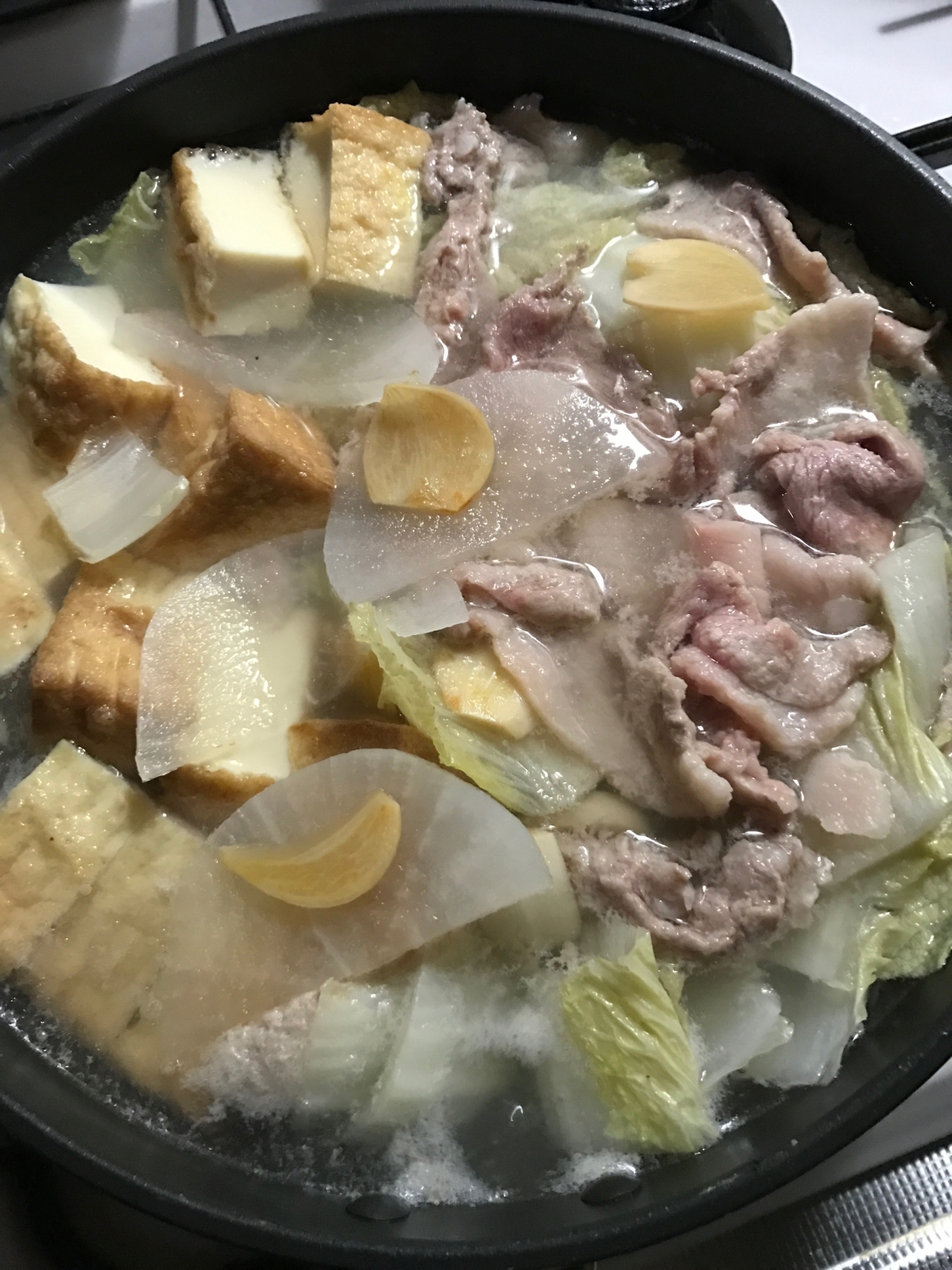 中華だしで 厚揚げと白菜 豚肉のニンニク鍋 レシピ 作り方 By ボンド子 楽天レシピ