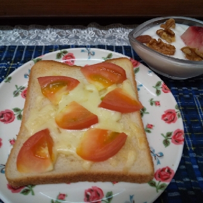 あきちゃんで〜すちゃん
こんにちは
チーズで美味しいです
朝食でいただきました
(◍•ᴗ•◍)