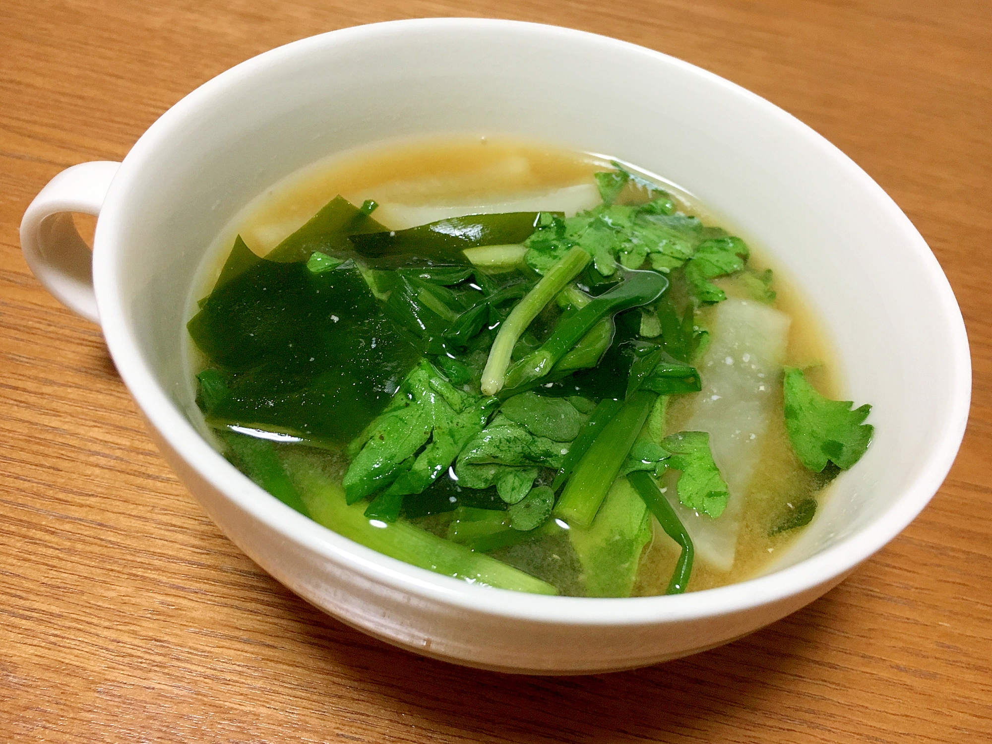 大根とわけぎと小松菜の味噌汁