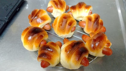 オーブンレンジで焼いたので、うまく出来るか心配でしたが、美味しくできました。簡単でおいしいレシピをありがとうございます。またリピしたいです☆