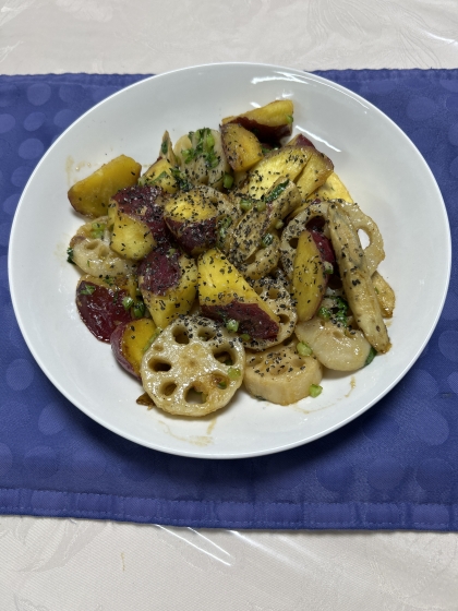 レンコンとサツマイモの甘じょっぱ炒め(・o・)