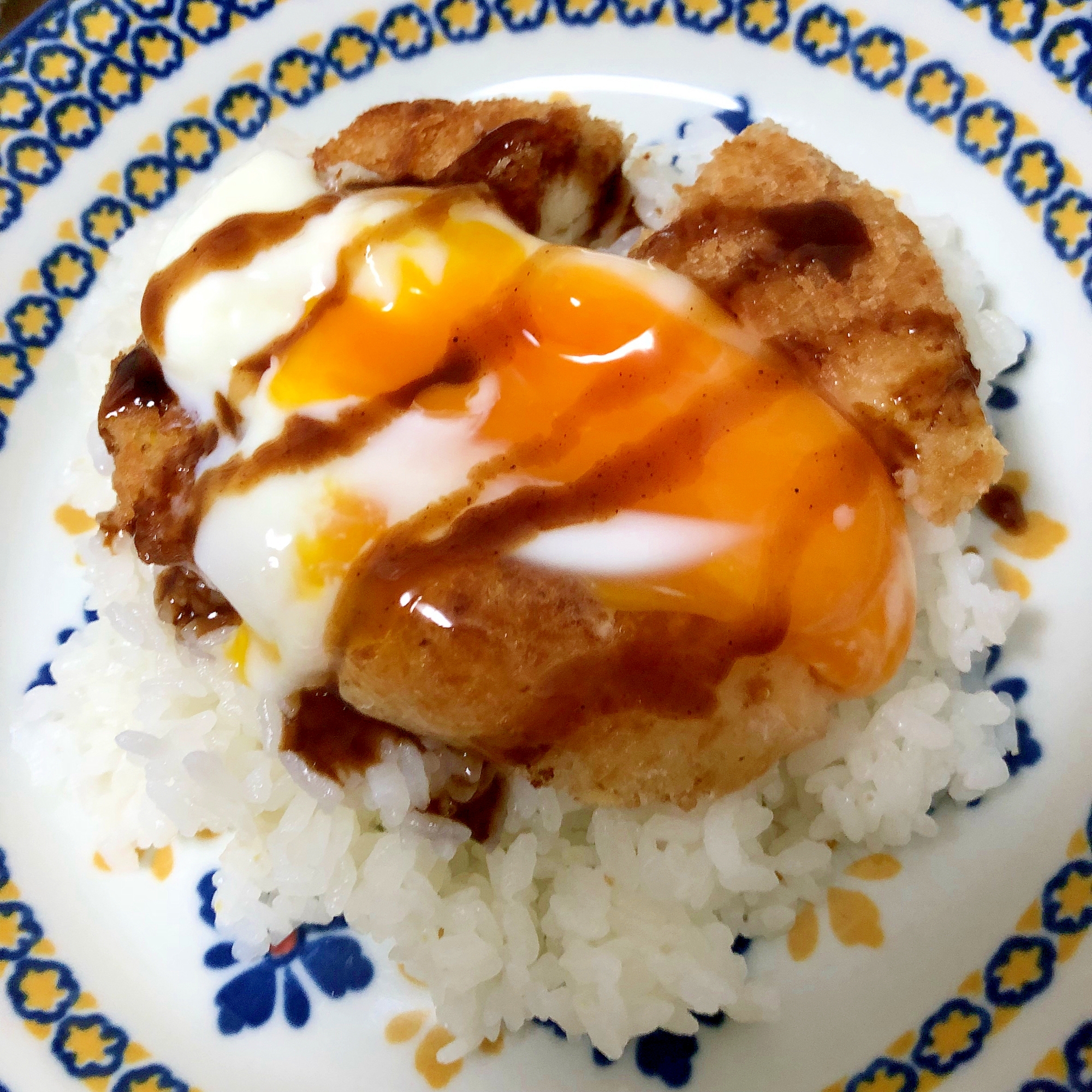 コロッケと半熟卵の丼☆