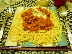 簡単♪手作り♪しめじミートソーススパゲティ