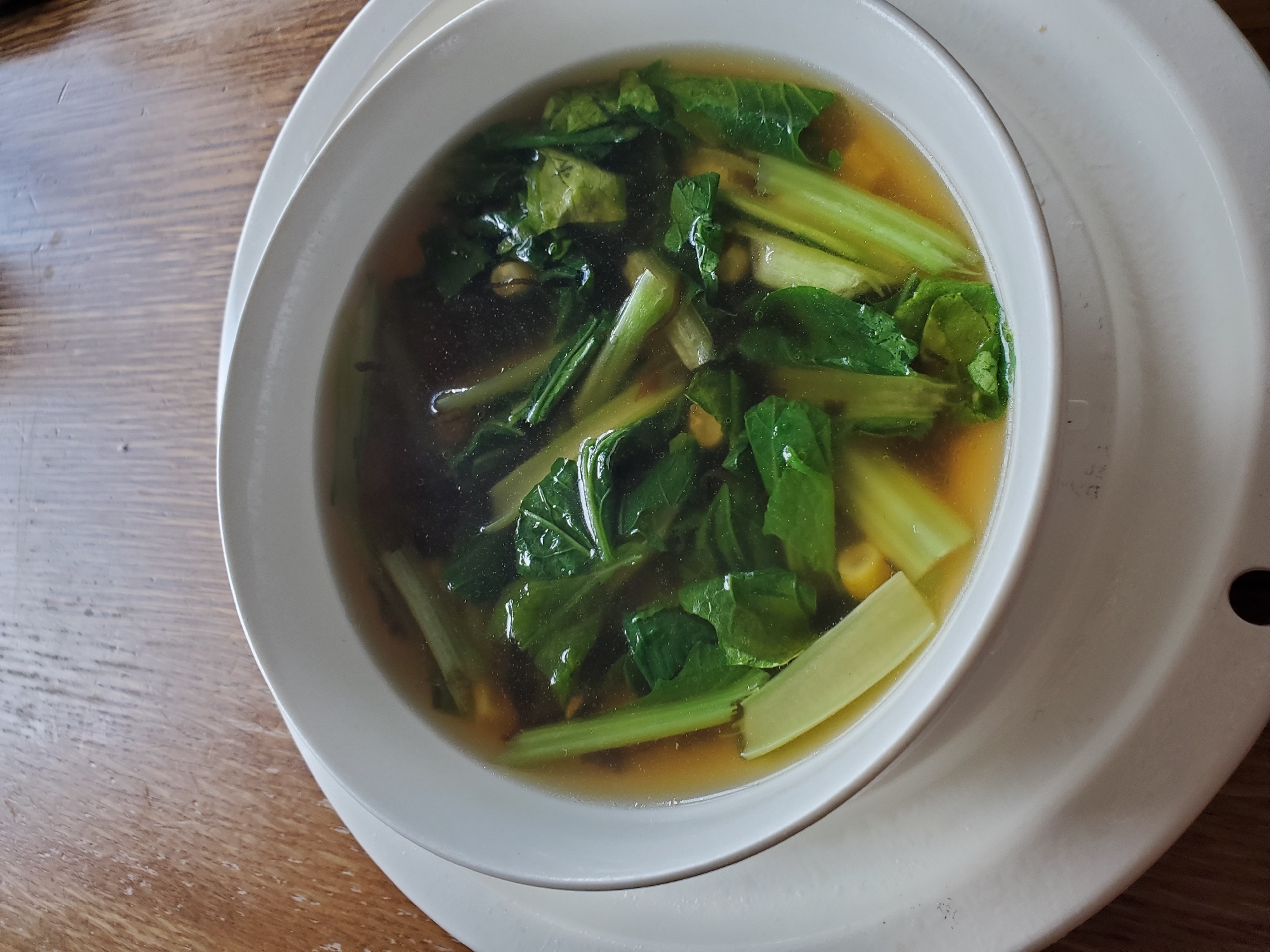 小松菜とコーンの塩昆布スープ