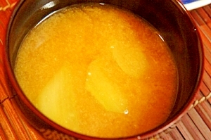 夏の味噌汁、ずいきの味噌汁