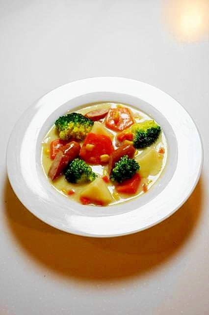 みんな大好きなウインナー入り!クリームシチュー