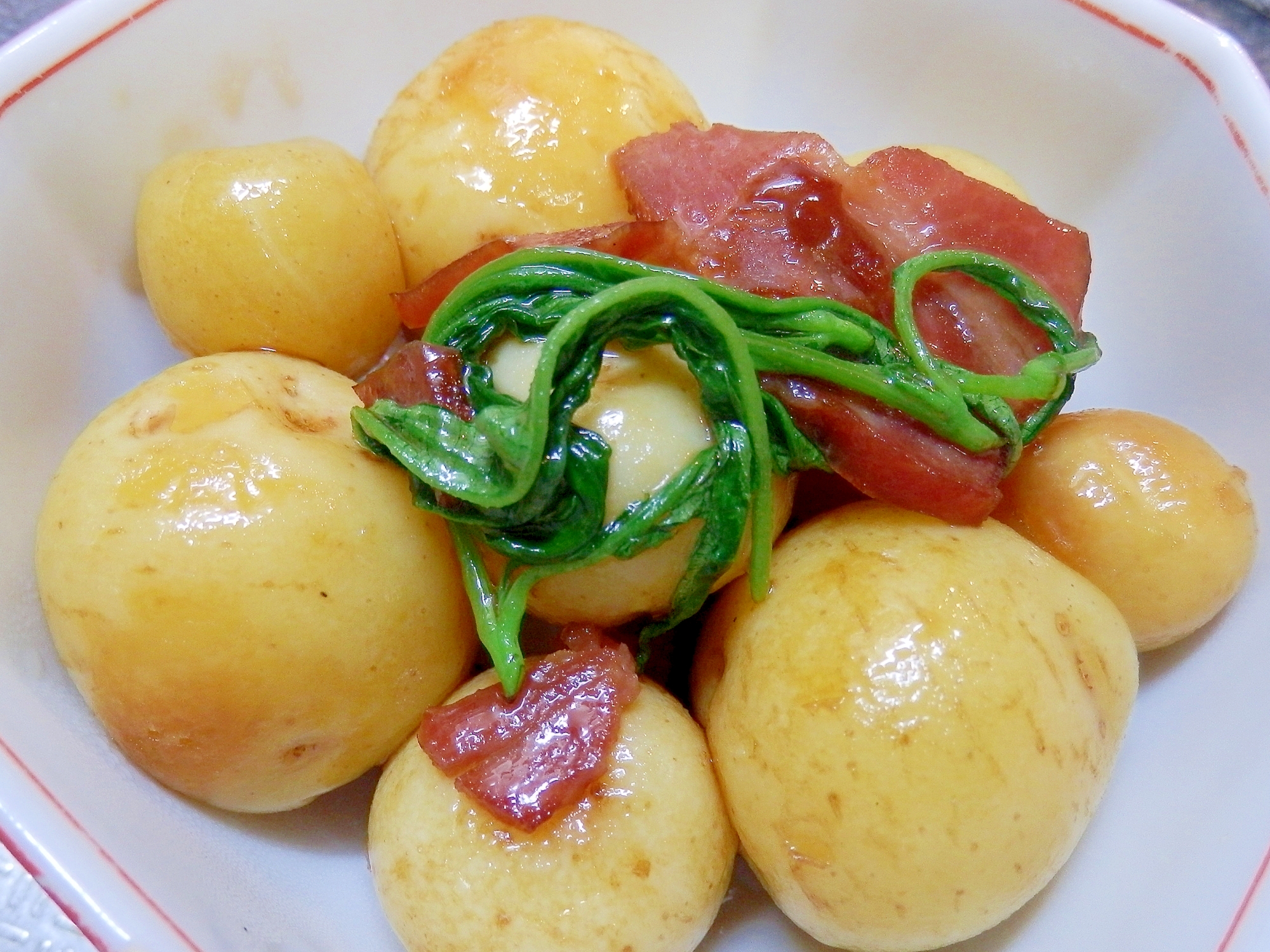 まんまるポテトの煮物