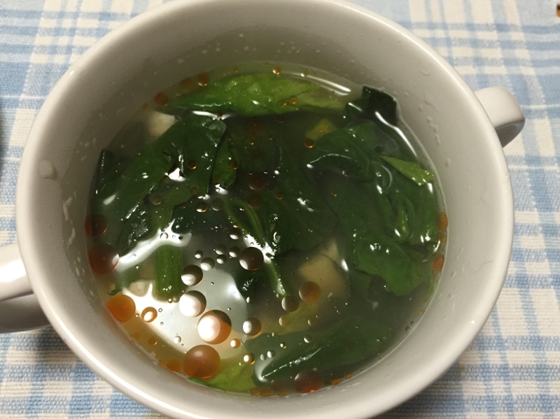 ほうれん草と豆腐のスープ