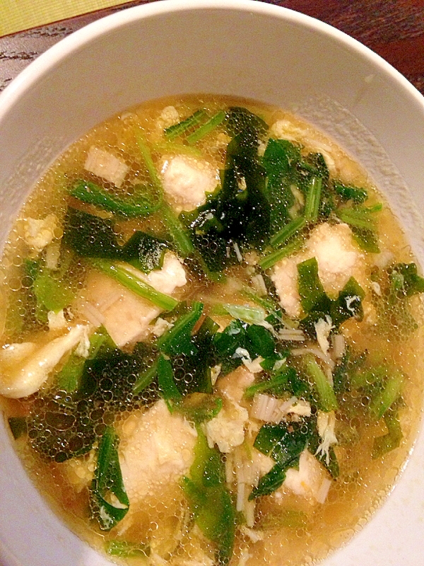豆腐入り鶏団子の中華スープ