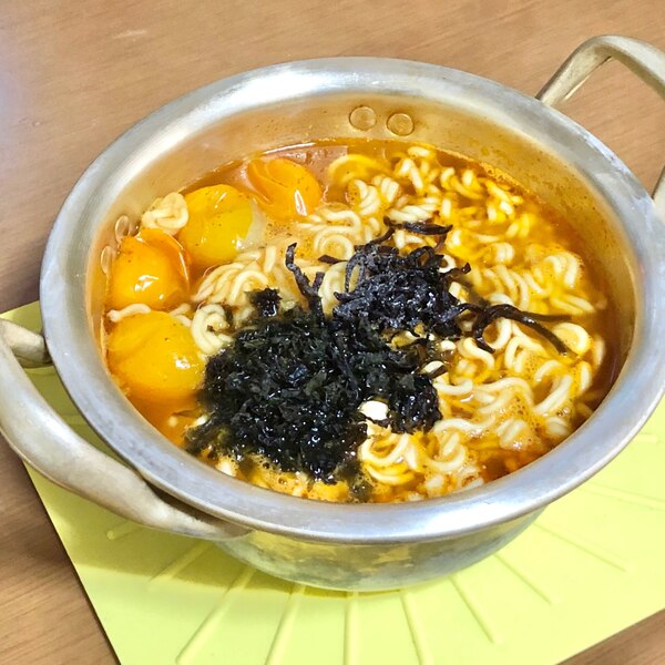 簡単 辛ラーメントッピングアレンジ レシピ 作り方 By くろみつきなこもち 楽天レシピ 簡単 辛ラーメントッピングアレンジ レシピ 作り方 By くろみつきなこもち 楽天レシピ